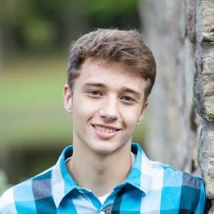 Meet your Posher, Alex